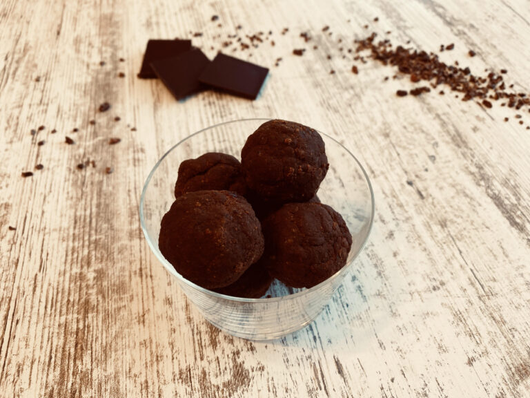 Chocolate Protein Ball
